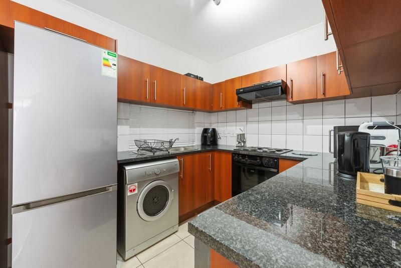 To Let 1 Bedroom Property for Rent in Claremont Western Cape